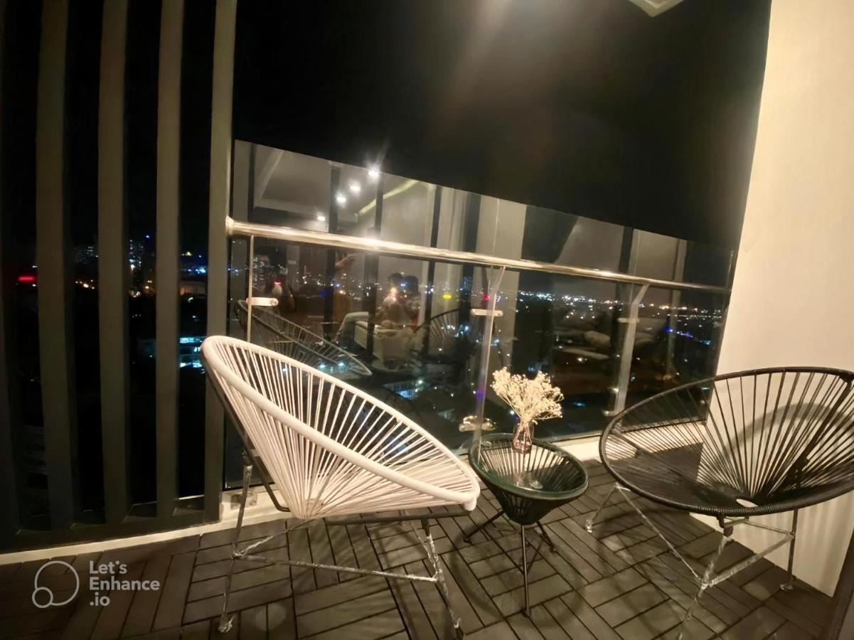 Bearbrick Homestay Near Beach, Csj Tower Apartment Vung Tau Extérieur photo